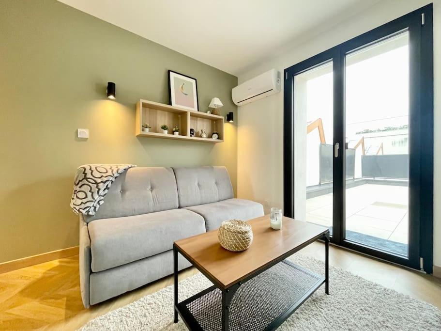 Le Flachet - Climatisation - Wifi Apartman Villeurbanne Kültér fotó